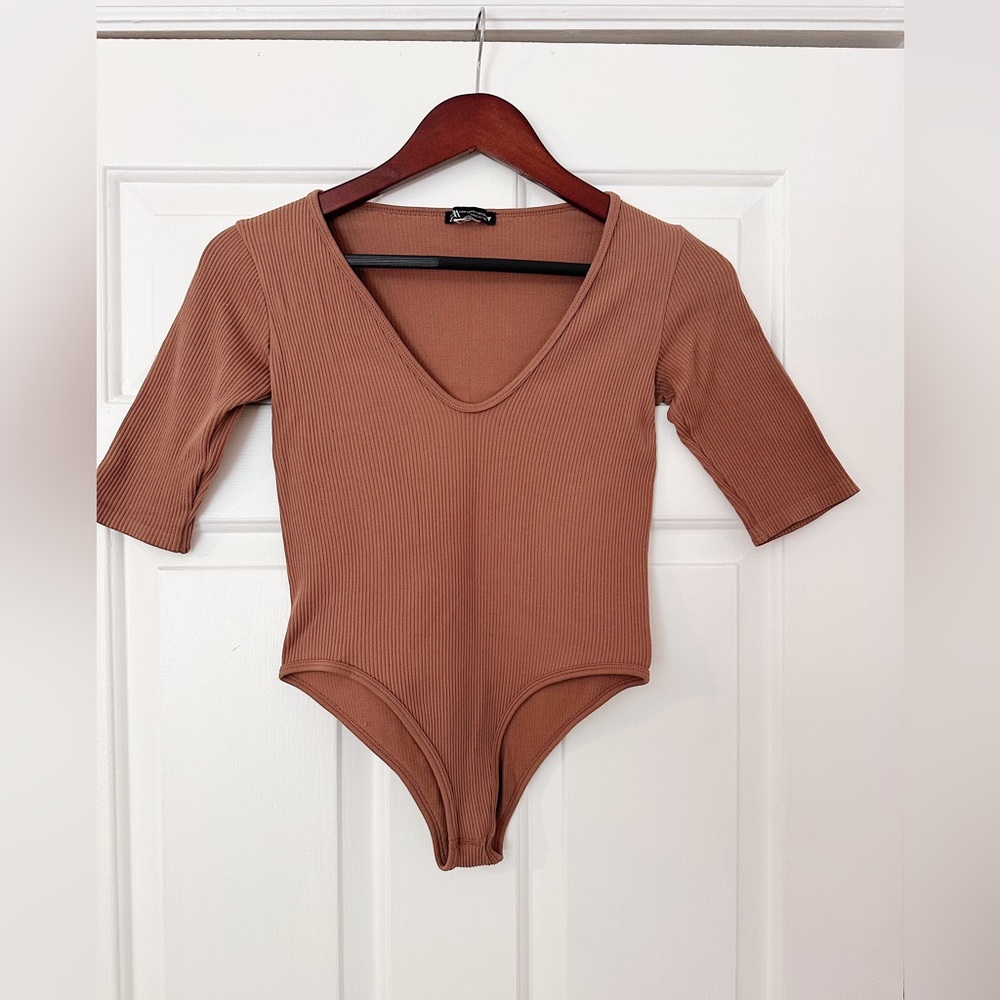 Zara Size Small 3/4 Sleeve Bodysuit